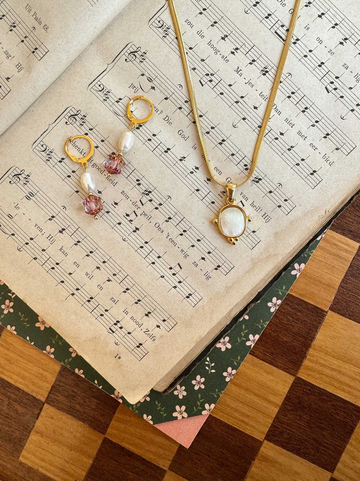 Minimalistische ketting met bedel spiegel vorm