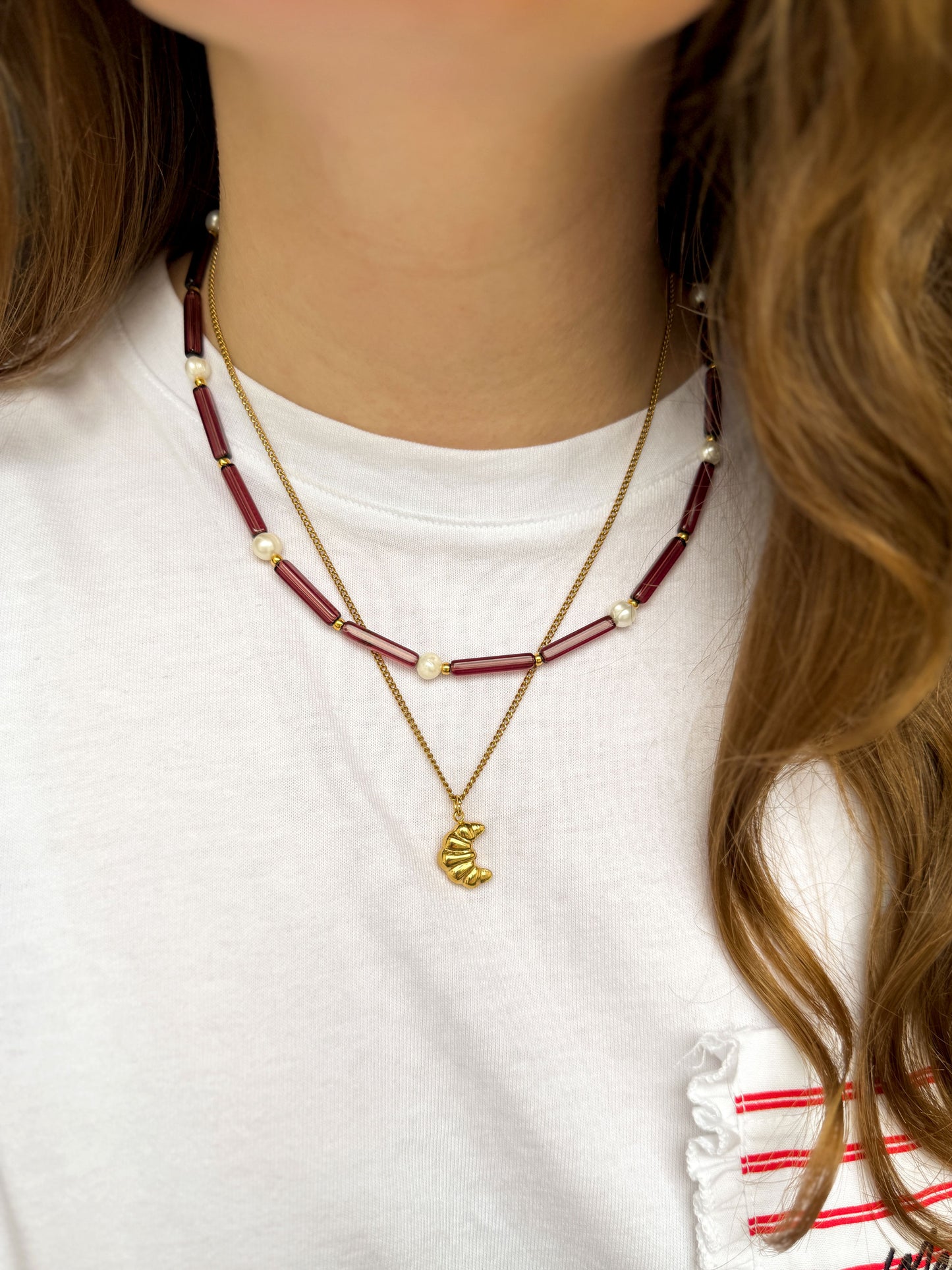 Paarse kralenketting met parels