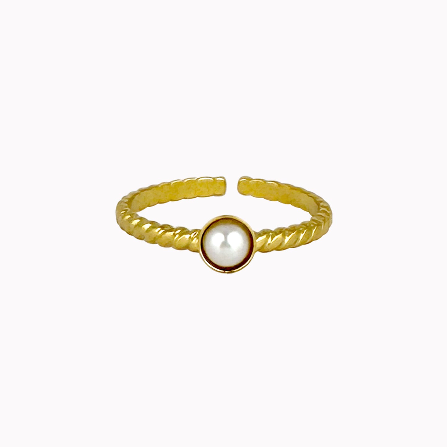 Gouden ring met gedraaid effect en parel