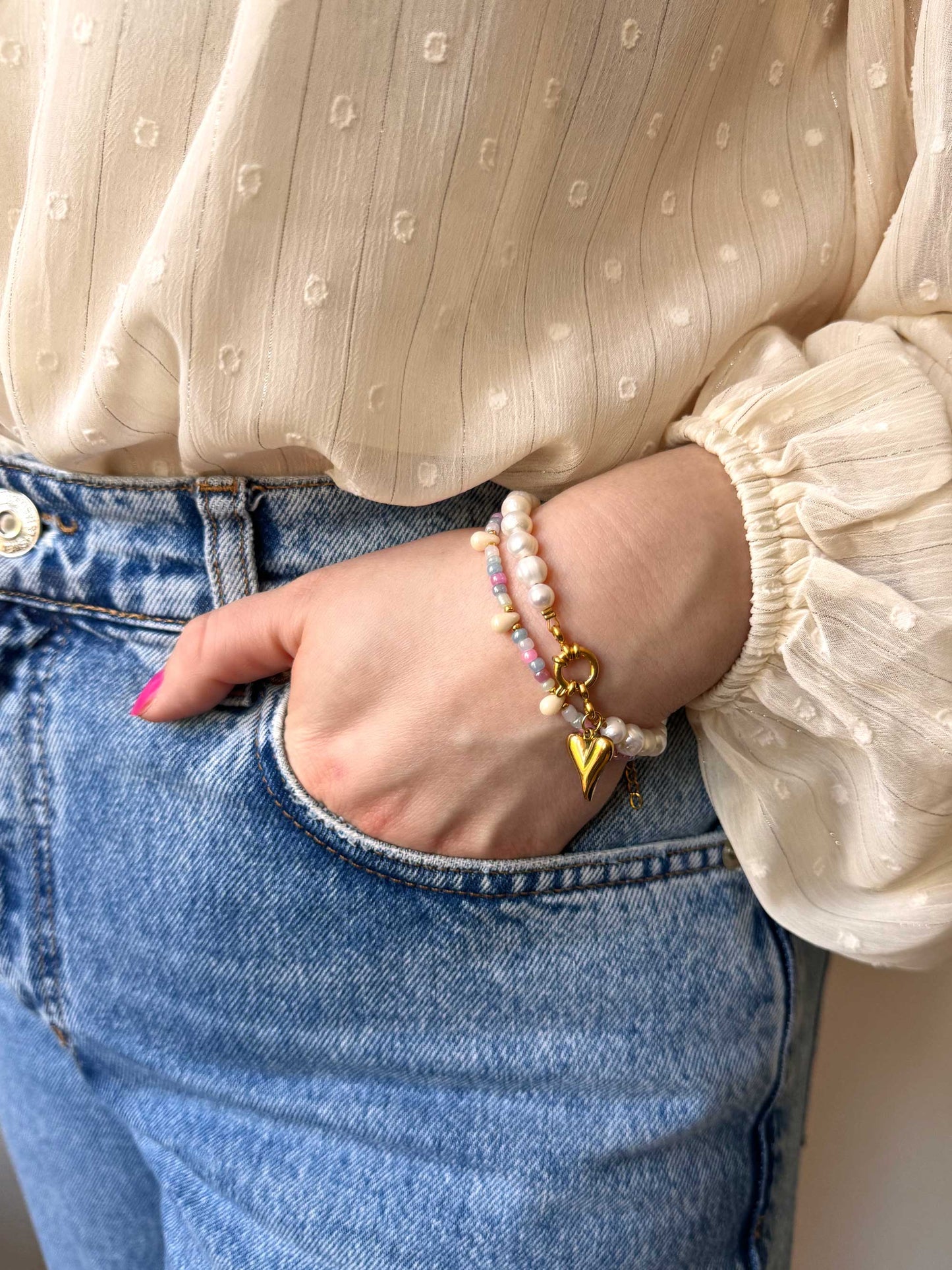Summer Fling Bracelet | Parel armband met hartje