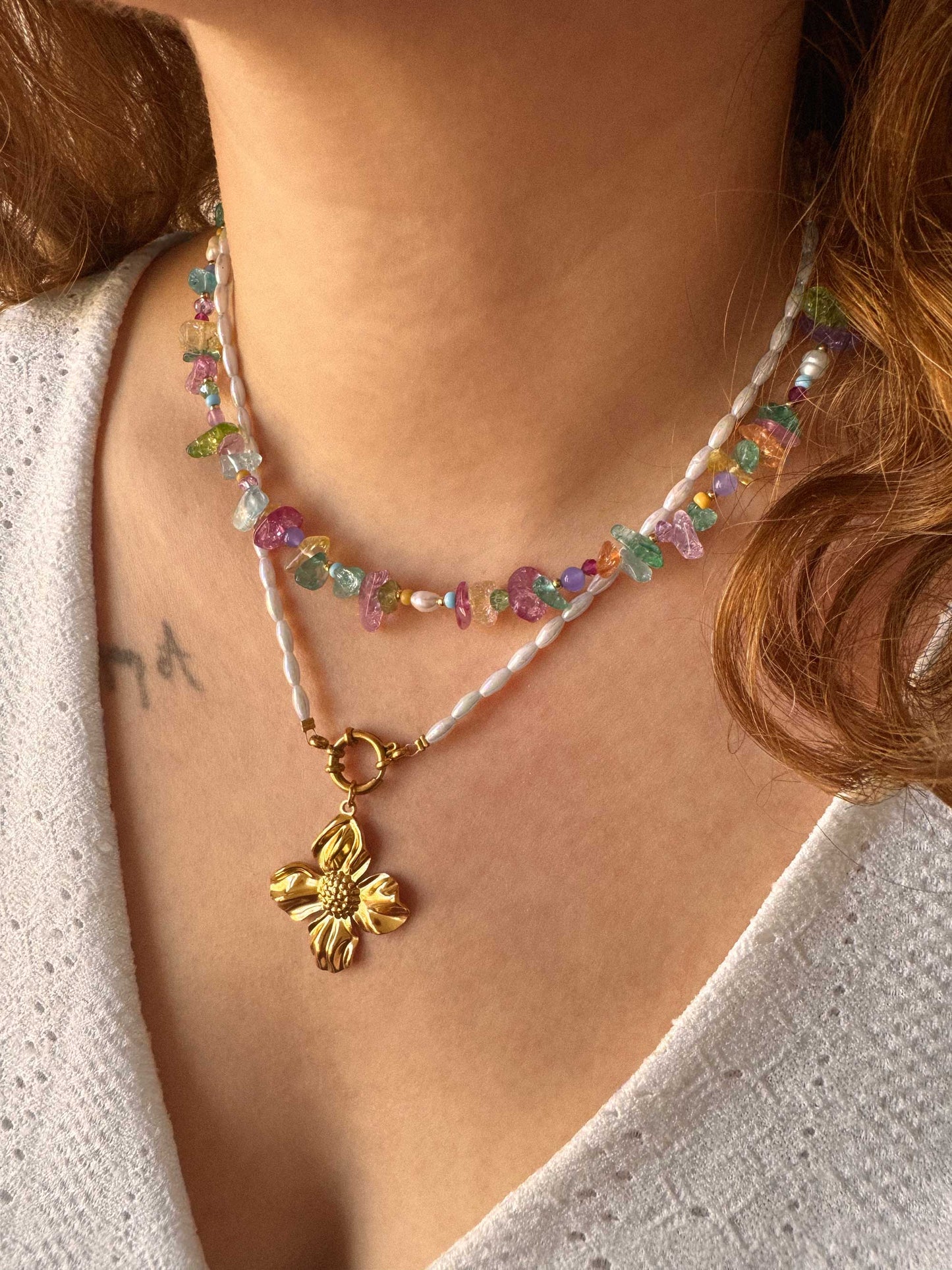 Riverstones Necklace | Kralen ketting met gekleurde steentjes