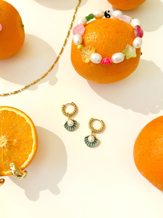 Welke sieraden kun je dragen op vakantie en in het water?