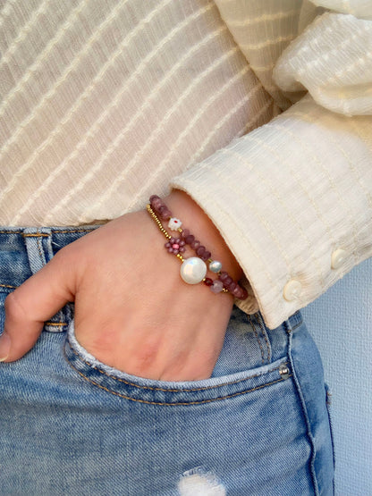 Paarse kralen armband met bloem
