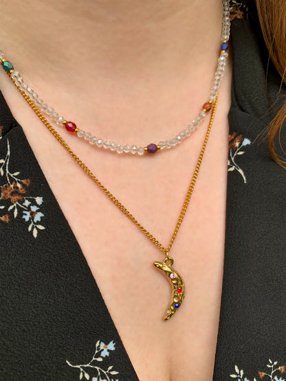 Schakelketting met maan en gekleurde steentjes