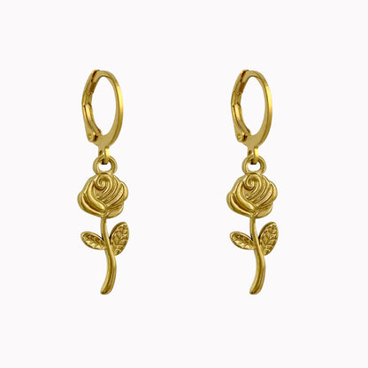 Gouden oorringen met roos bedel