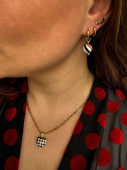 Gouden ketting met geblokt hartje