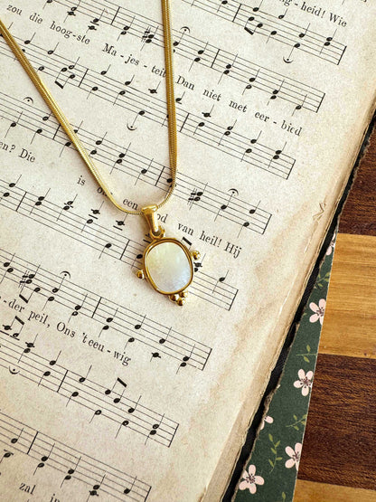 Minimalistische ketting met bedel spiegel vorm