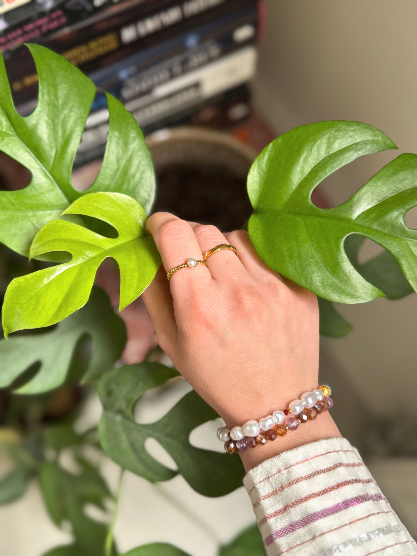 Kralen armband in paars tinten