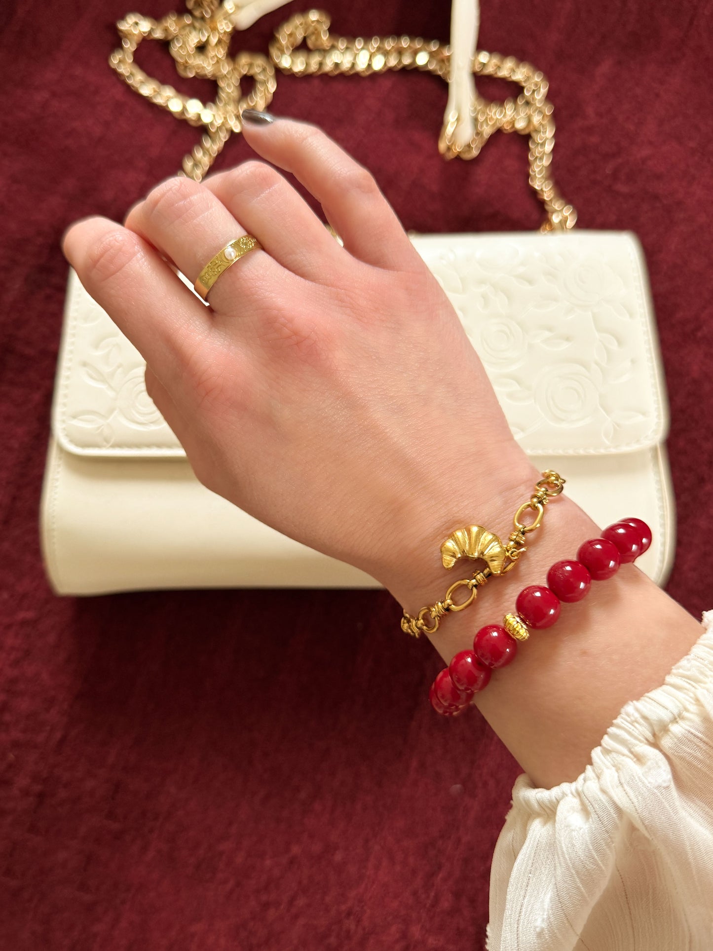 Statement armband met burgundy kralen