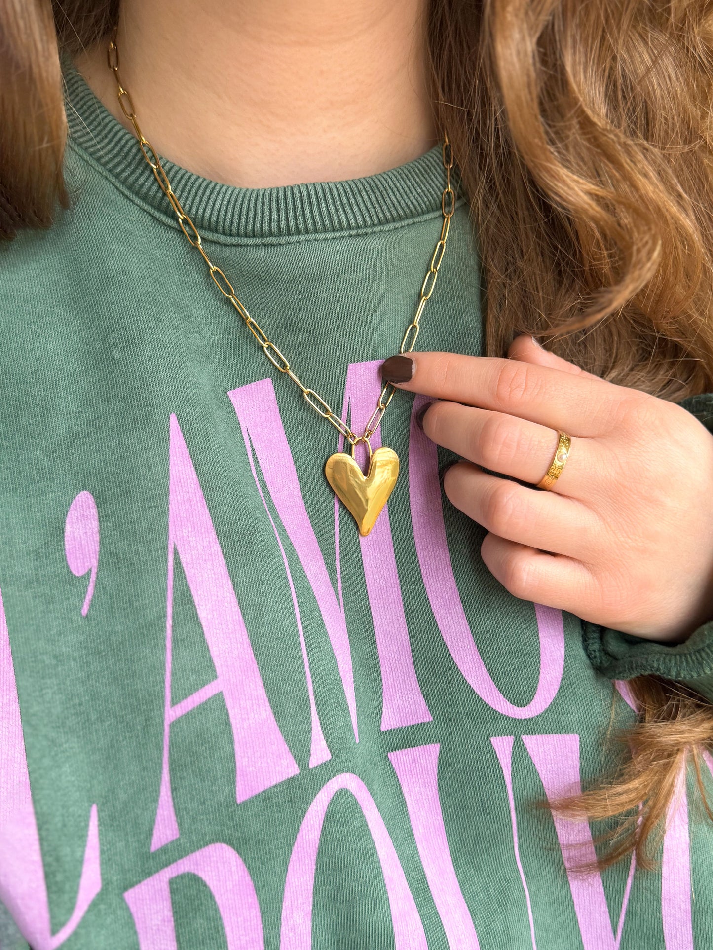 Gouden statement ketting met groot hart