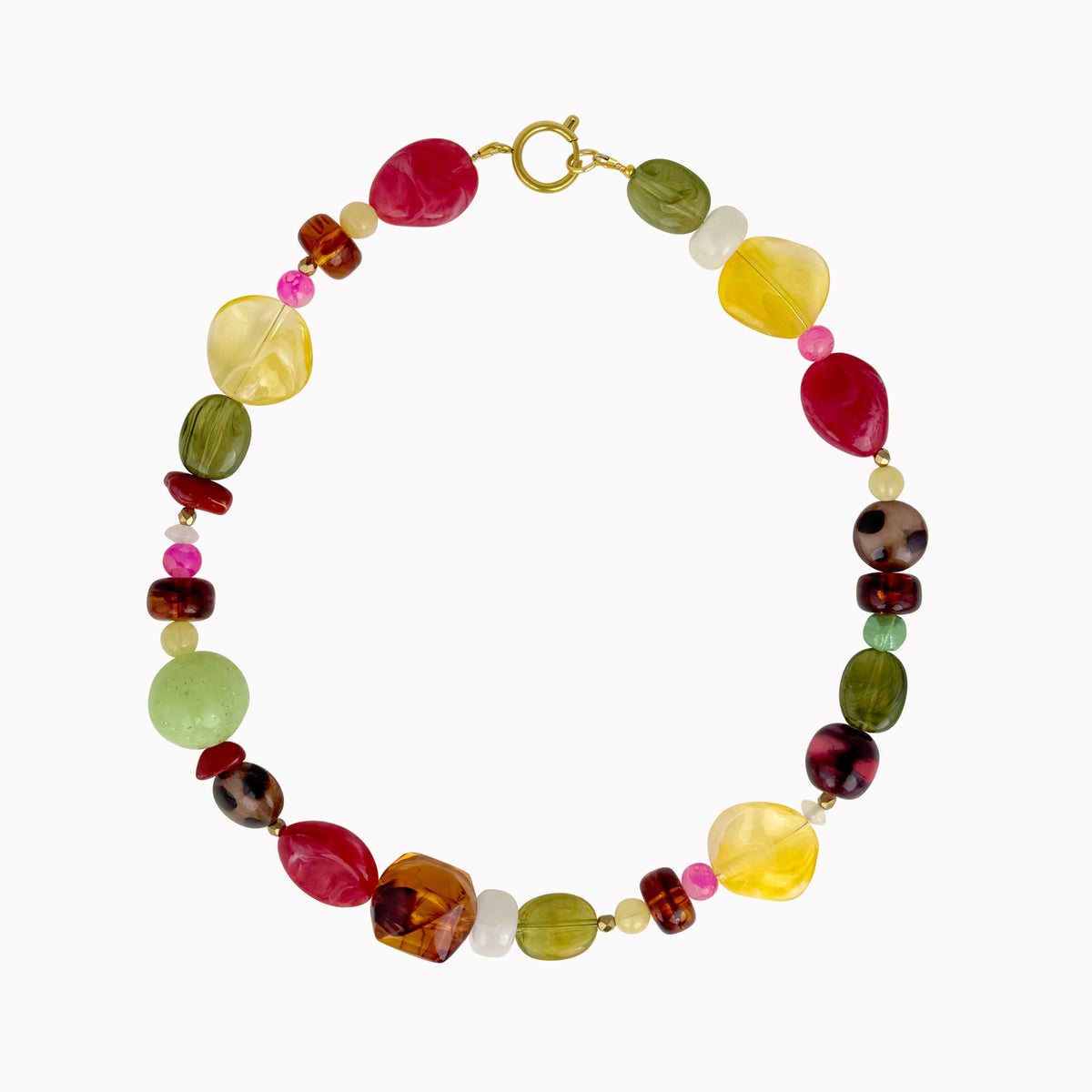 Kleurrijke statement kralenketting met grote kralen in roze, geel, olijfgroen en bruin met gouden details.