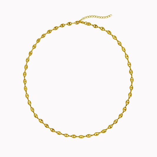 Gouden schakelketting met fijne koffieboon schakels en een verstelbare sluiting.