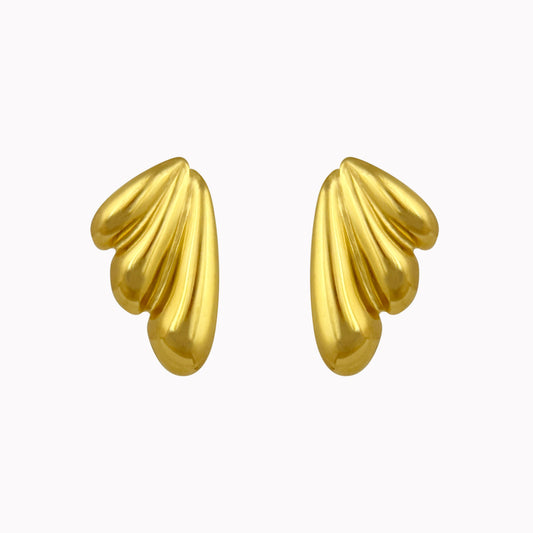 Gouden oorhangers met vleugelvorm