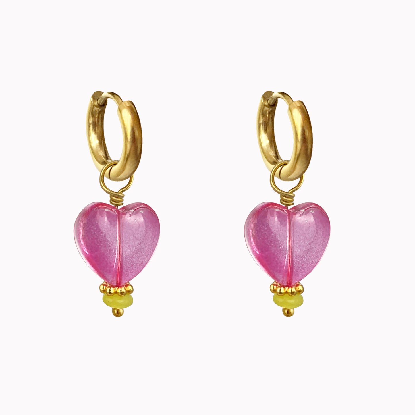 Rainforest Earrings Gold | Oorringen met roze hartje