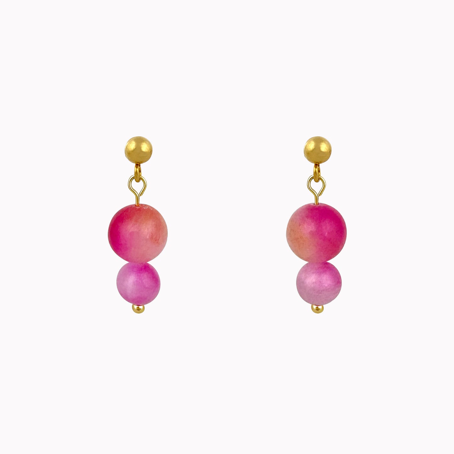 Gouden oorhangers met roze kralen