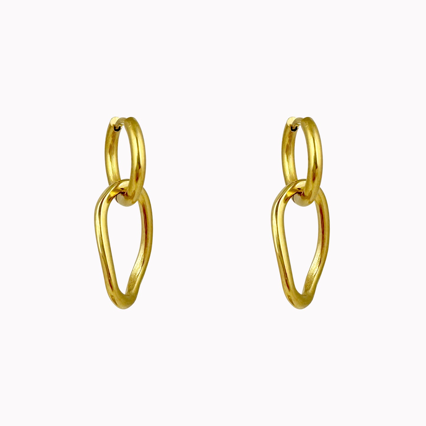 Gouden oorringen met ovale hanger
