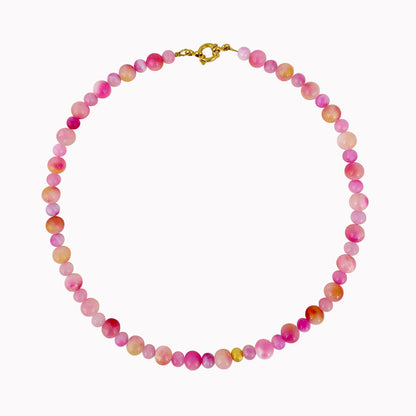 Roze kralenketting met gouden details