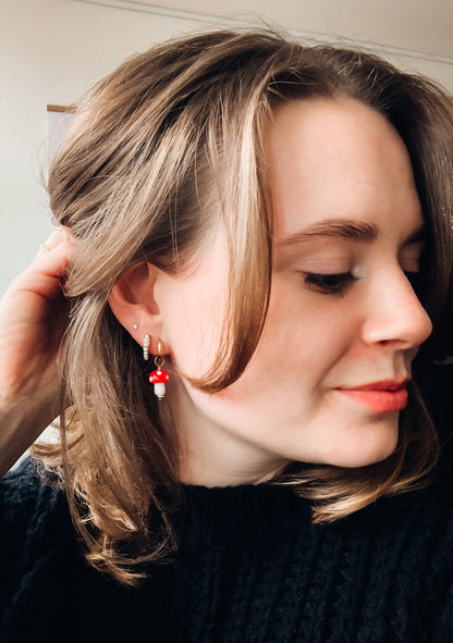 Gouden oorbellen Paddenstoel Rood met witte stippen